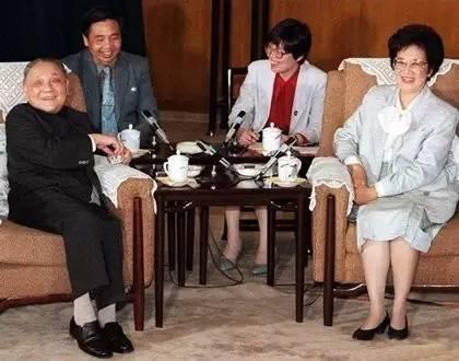 对不起，邓小平没说过“菲律宾离中国也很近”