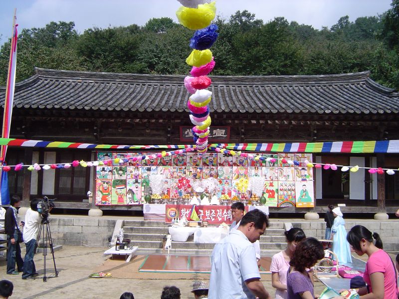 Korean.Folk.Village-Minsokchon-01.jpg